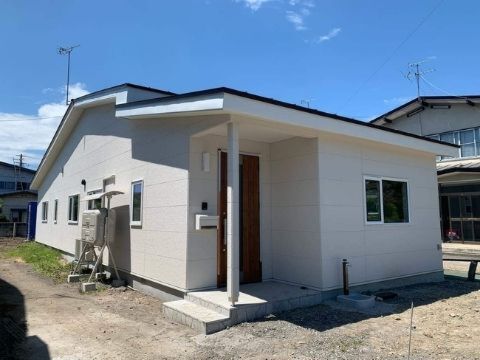 帰宅後すぐ手洗いをルーティン化。平屋の魅力を活かし大変身を遂げた住宅